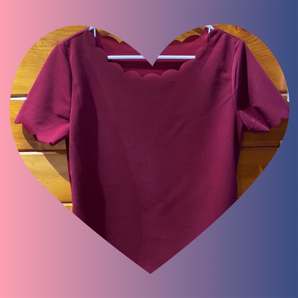 NWOT Scalloped Cut Shirt